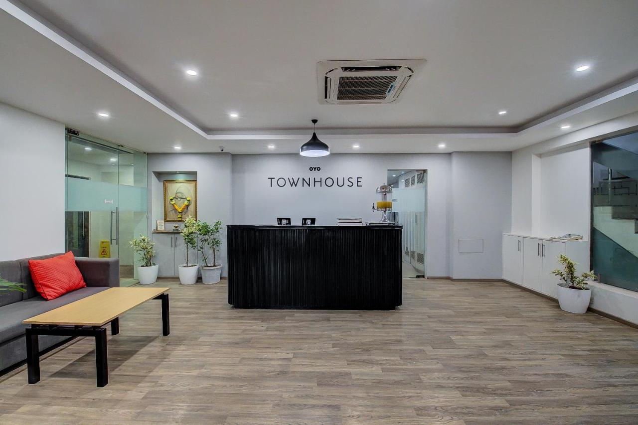 Hotel Unicontinental Mumbai Bagian luar foto